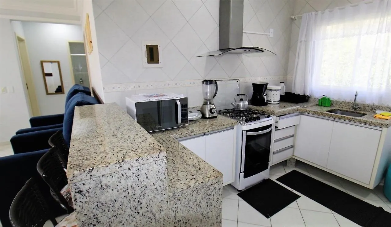 Apartamento 1010 - Residencial Solar Das Bromelias Apto 233 Bombinhas Brasil